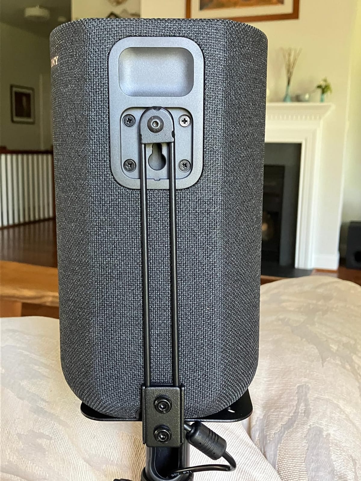 Mounting Dream Height Adjustable Speaker Stands for Bookshelf Speakers customer photo 1