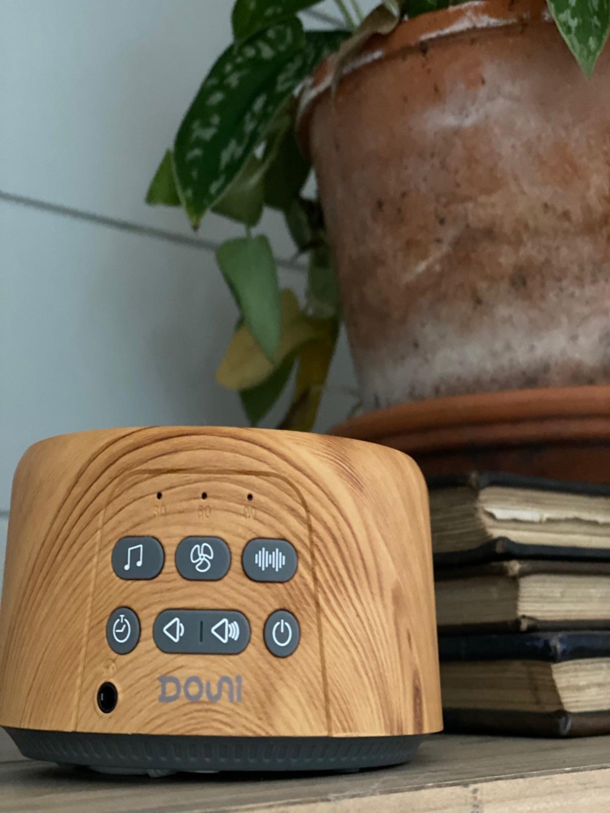 Douni White Noise Machine for Sleeping - 27 Non-Looping Soothing Sounds Sleep Sound Machine with Timer & Memory, 3.5mm Jack, Wood Grain Sound Machine for Hotel Bedroom Office customer photo 2