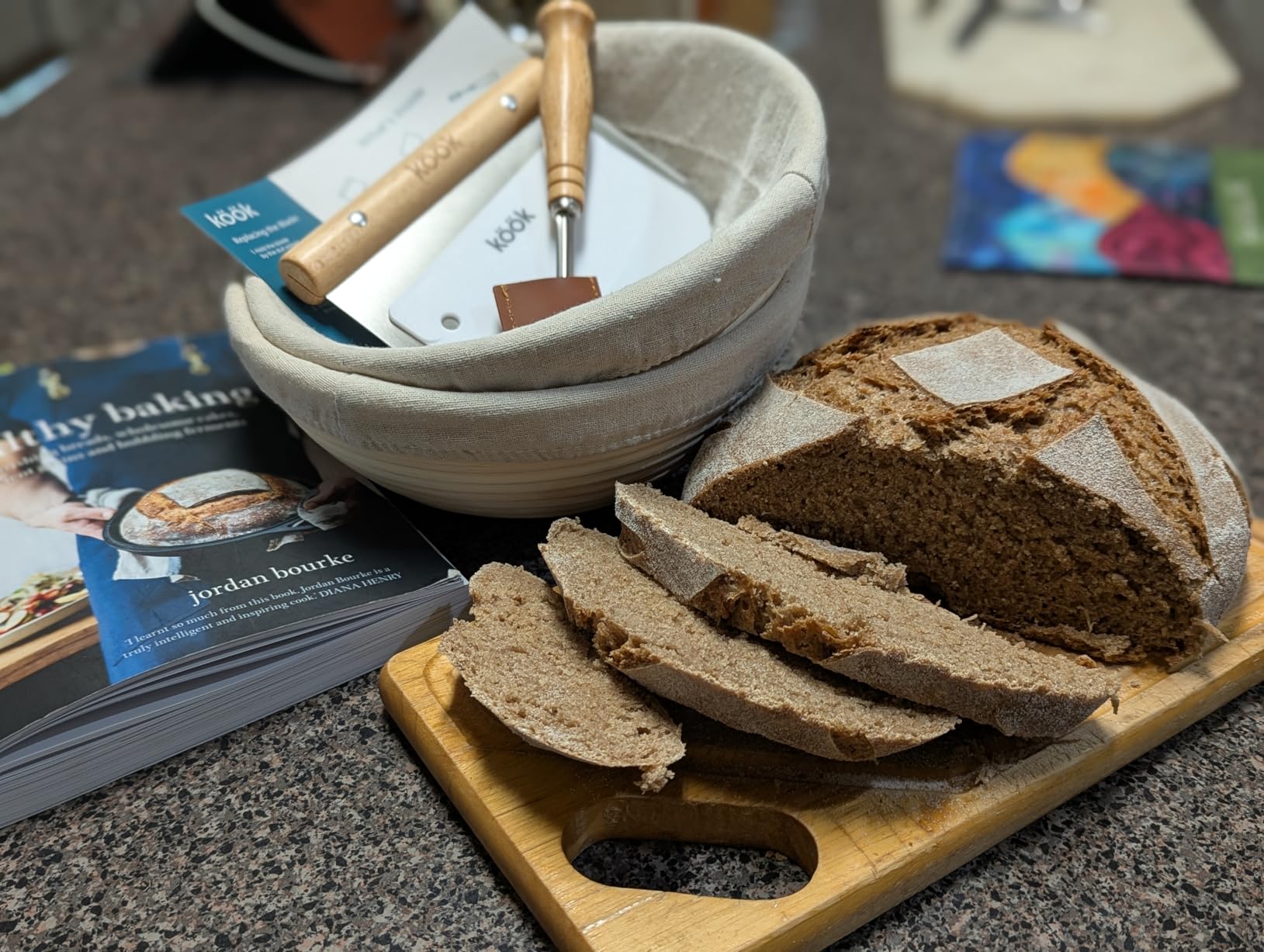 Kook Banneton Bread Proofing Set, Artisan Sourdough Bread Making Kit, 9 Inch Handwoven Rattan Baskets and Liners, Metal & Plastic Dough Scrapers, Scoring Lame & Case, 4 Extra Blades, Set of 2, Round customer photo 1
