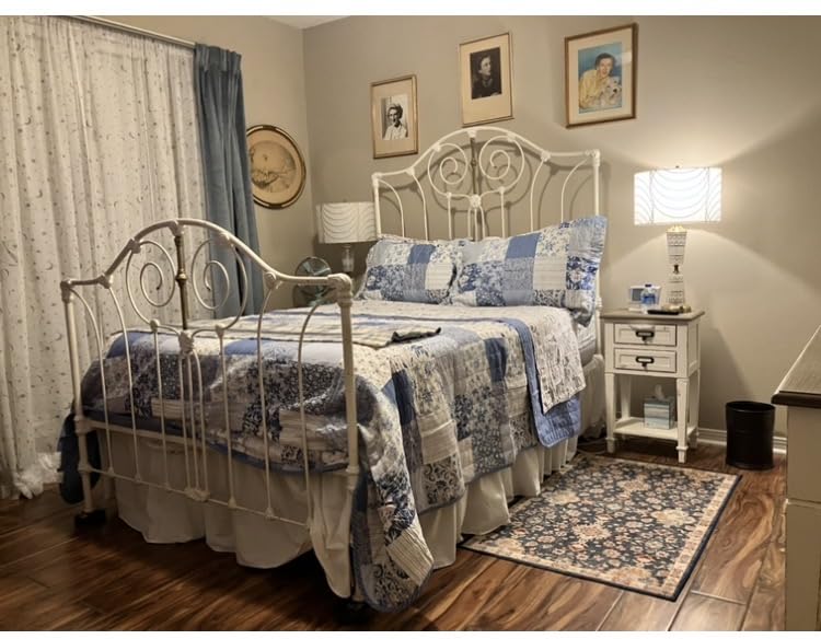 Laura Ashley – Queen Quilt Set, Soft Cotton Bedding with Matching Shams, Reversible Patchwork Paisley Design, Flora Room Decor, Lightweight for Year-Round Layering (Blue) customer photo 1