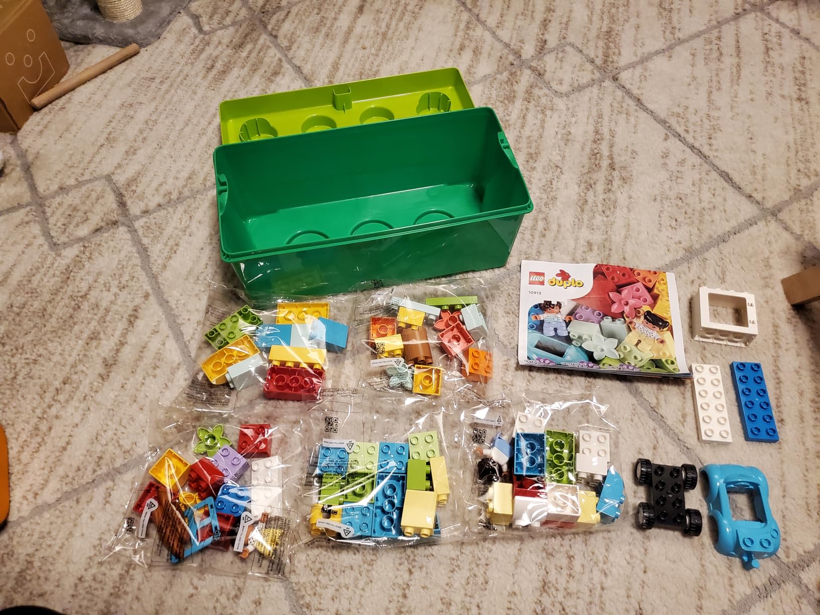 LEGO DUPLO Brick Box 10913 customer photo 2