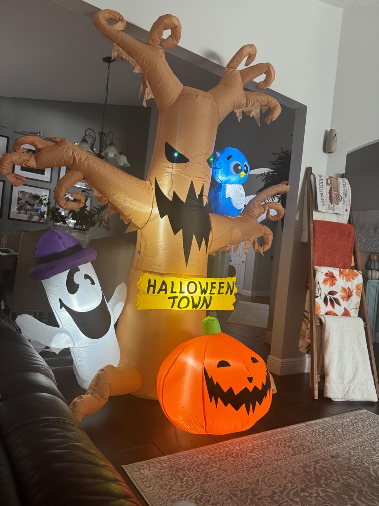 GOOSH 8 FT Halloween Inflatables Dead Tree Outdoor Decorations with Owl Ghosts and Pumpkins, Blow Up Yard Decorations with Built-in LED Lights for Outdoor Party Garden Lawn Decor customer photo 1