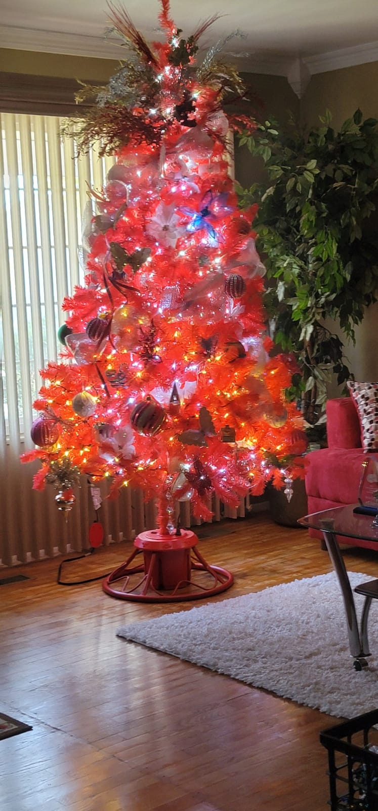 Home Heritage 360 Degree Rotating Christmas Tree Stand for Trees up to 9ft customer photo 1
