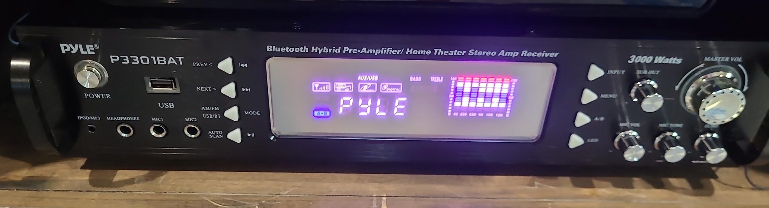 Pyle Bluetooth Home Stereo Amplifier - Hybrid Multi-Channel 3000 Watt Power Amplifier Home Audio Receiver System w/ AM/FM Radio, MP3/USB,AUX,RCA Karaoke Mic in - Rack Mount, Remote - P3301BAT customer photo 2