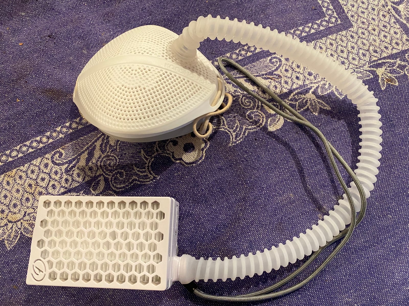 BROAD Breathe Easier AirPro Mask Rechargeable Reusable Air Purifying Respirator with a HEPA Filter customer photo 1