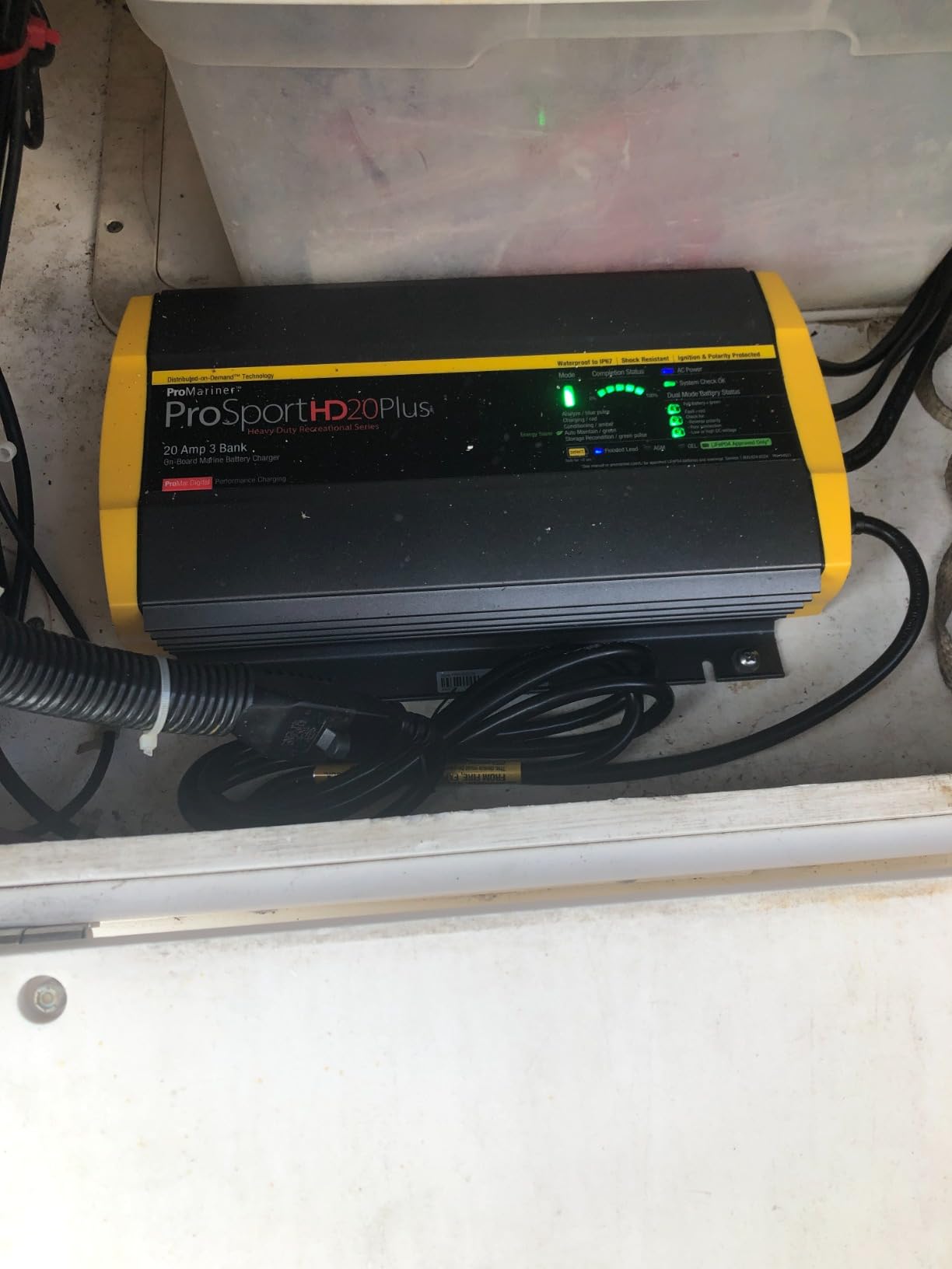 ProMariner 44021 ProSport HD Waterproof Marine Battery Charger, 20 Amp, 3 Bank customer photo 1