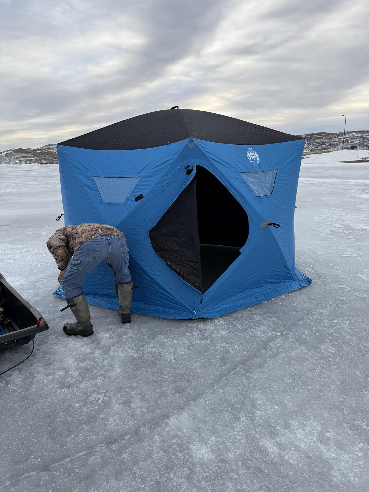 Nordic Legend Yaranga 6 Sided Insulated Portable Ice Fishing Shelter with 2 Big Doors-Diamond Door Guard System customer photo 2