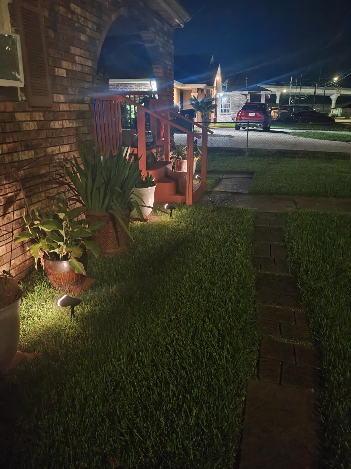 Linkind Solar Lights Outdoor Waterproof Landscape Spotlight Daylight 2 Pack customer photo 2