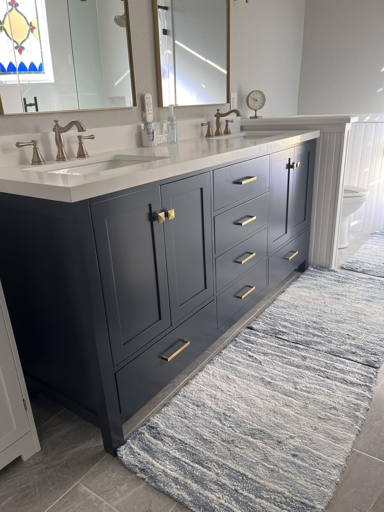 ARIEL Cambridge 72-inch Bathroom Vanity with Sink,Solid Wood, 1.5-inch Pure White Quartz Countertop & Backsplash, Double Rectangular Porcelain Sink, 4 Soft Closing Doors, 6 Dovetail Drawers, Grey customer photo 2