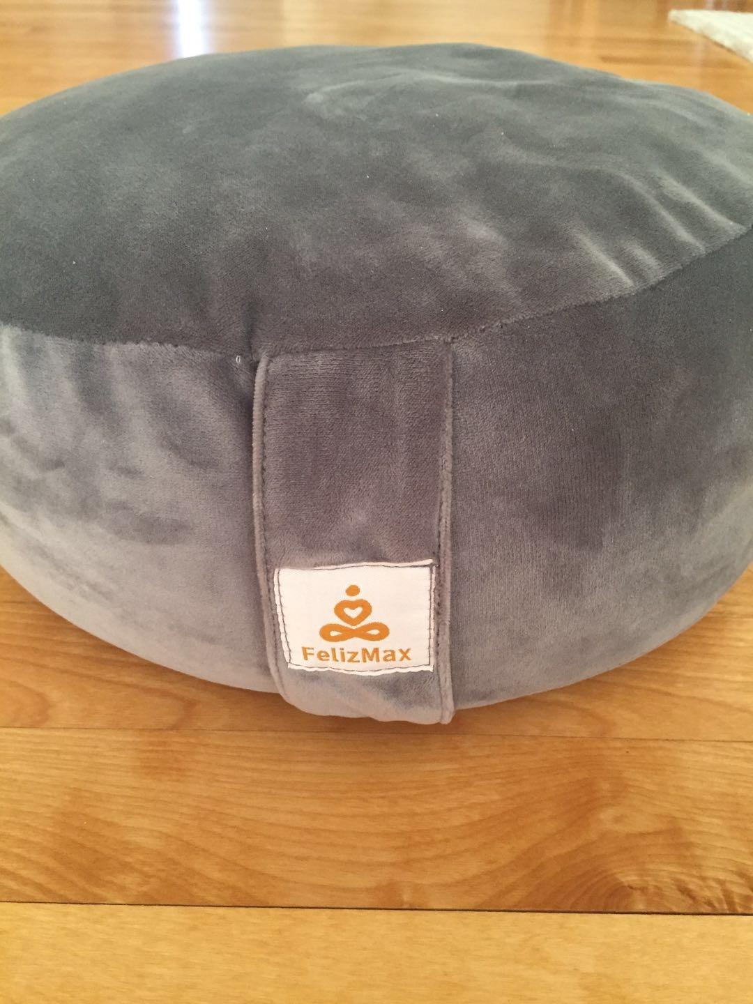 Round Velvet Meditation Pillow D=13