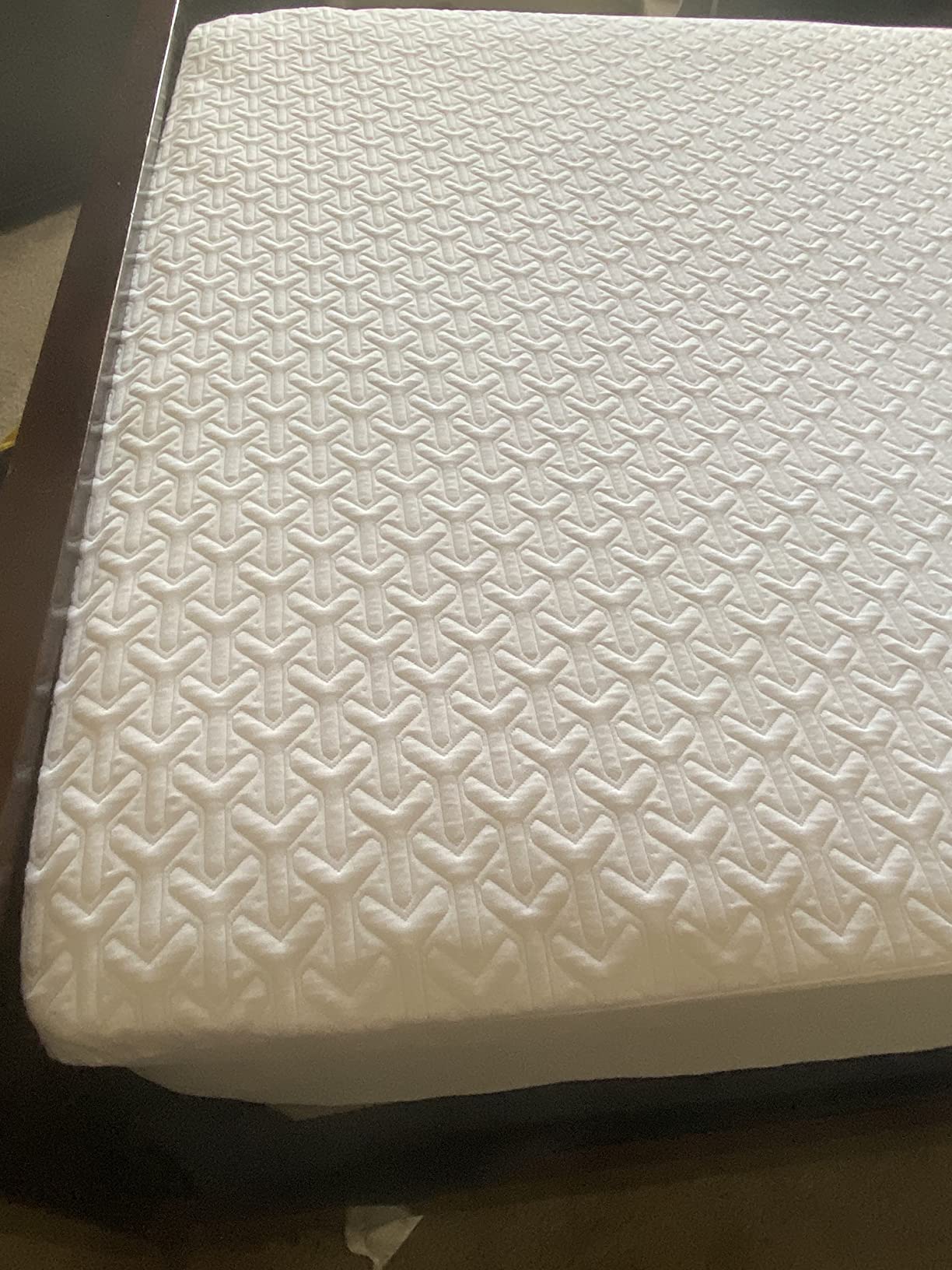 Premium Queen Size Mattress Protector Waterproof Cooling (White,60