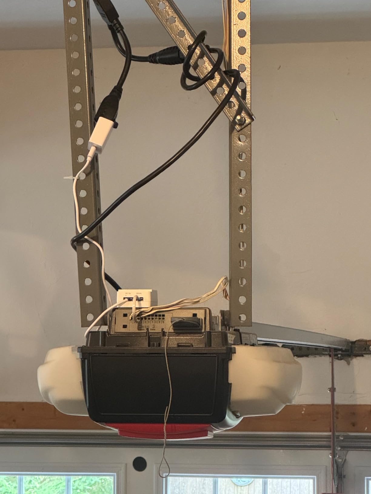 YoLink Garage Door Kit: Controller + Sensor customer photo 2