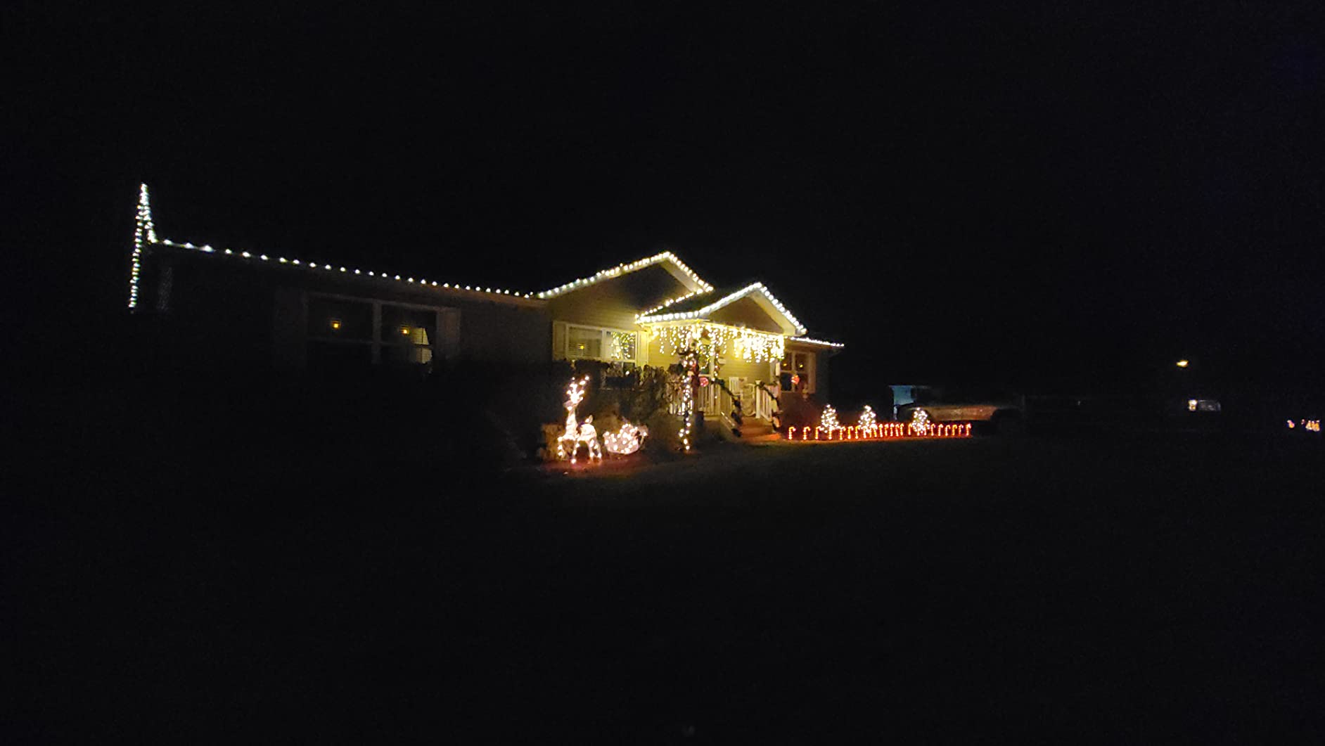 Ollny Icicle Lights for Outside, 306LED 25FT Waterproof Christmas Light customer photo 1