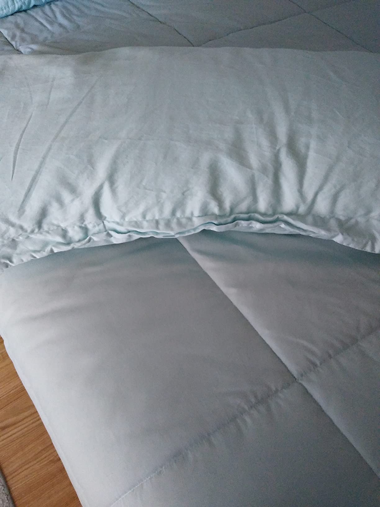 NTBAY Standard Egyptian Cotton Sateen Pillow Shams, Set of 2, White customer photo 1