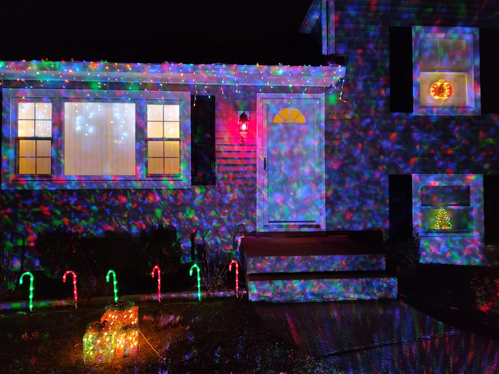 Lomotech 12ft x 5ft 360 LED Christmas Net Lights(1 Pack, White) customer photo 2