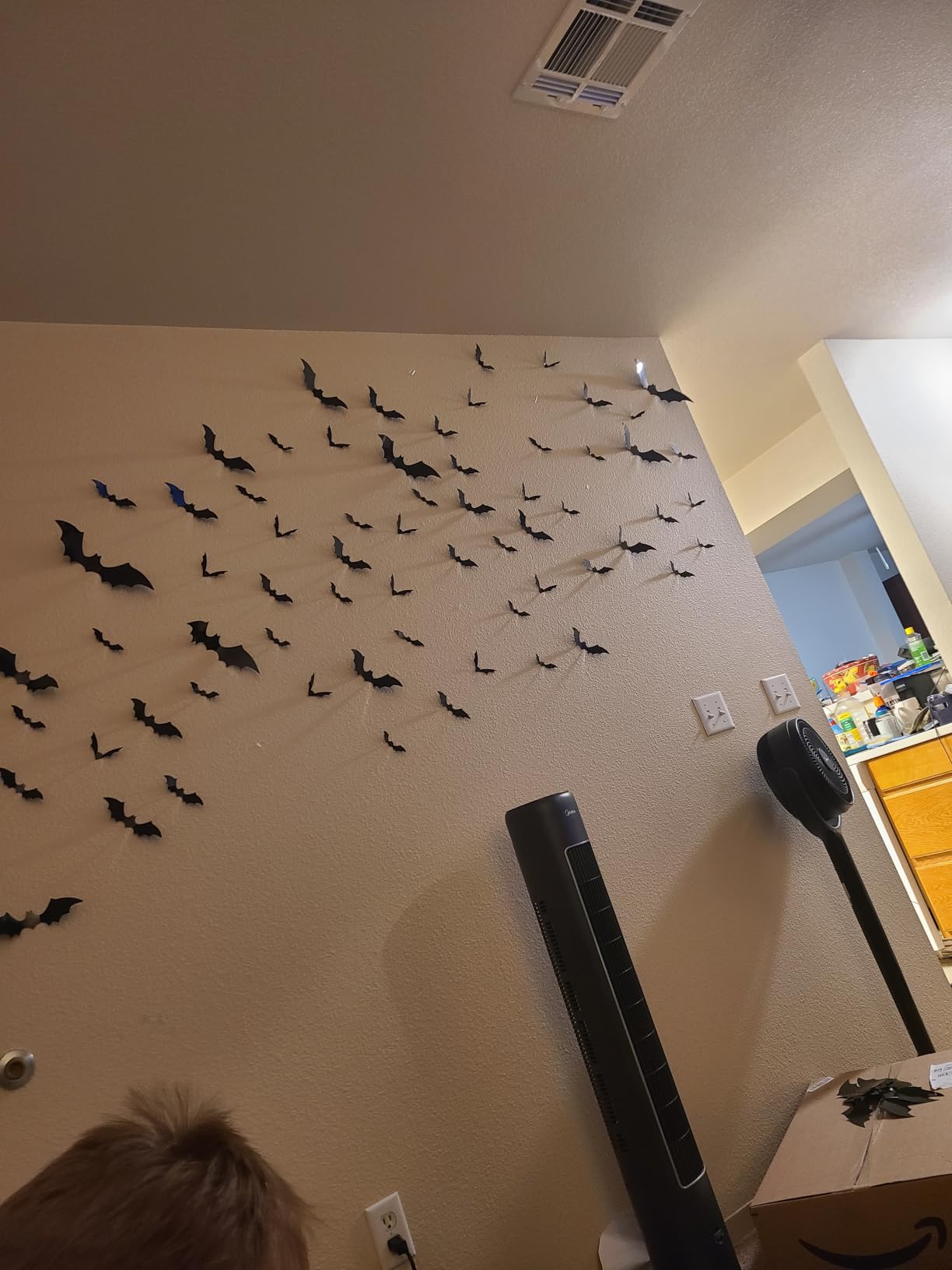 DIYASY Bats Wall Decor, 120 Pcs 3D Bat Halloween Decoration Stickers for Home Decor 4 Size Waterproof Black Spooky Bats for Room Decals customer photo 2