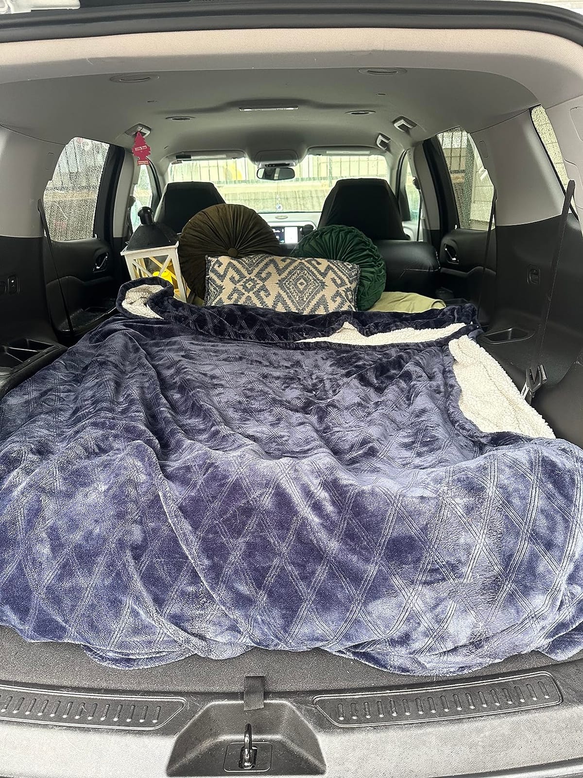SAYGOGO SUV Air Mattress Camping Bed Cushion Pillow Inflatable Thickened Car Air Bed Mattress with Electric Air Pump Portable Sleeping Pad for Travel Camping Upgraded Version Black customer photo 1