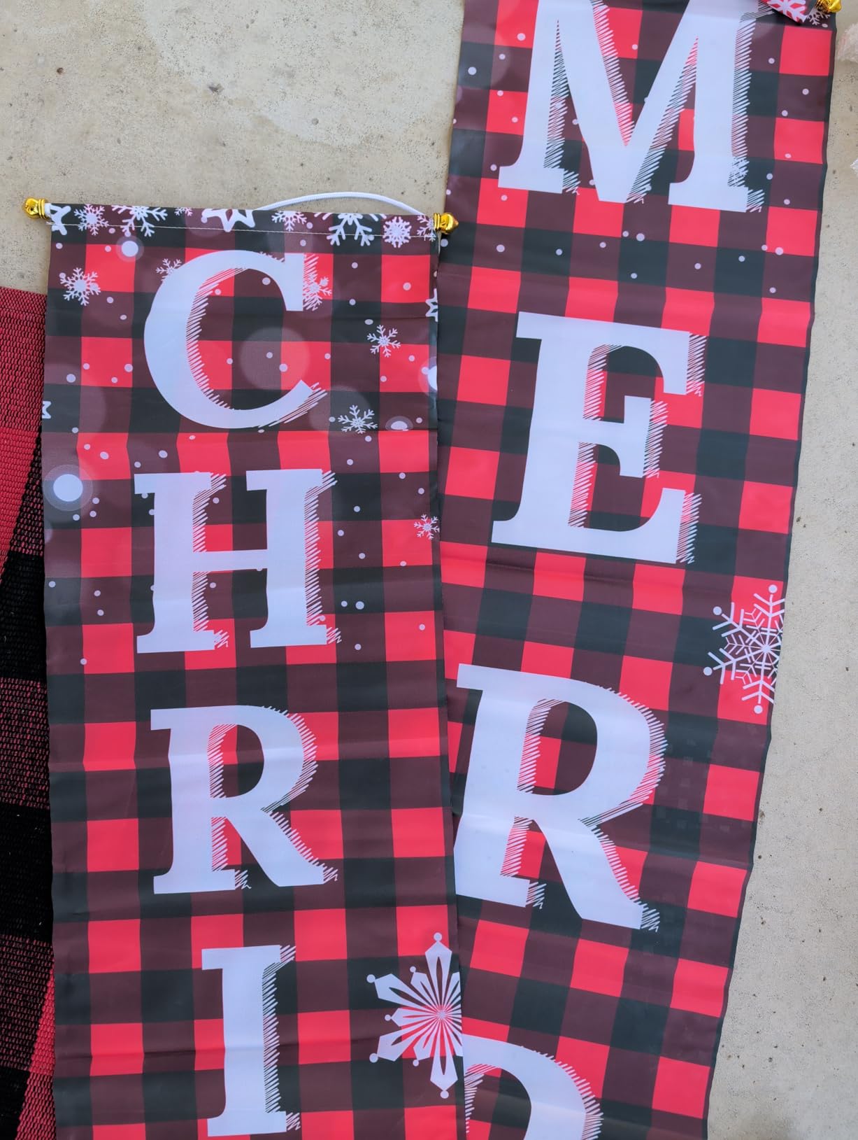 Christmas Decorations Outdoor Yard Front Porch Sign Set, Red Black Buffalo Plaid Door Banner, Hanging Merry Christmas Decorations for Home, Indoor Outdoor Xmas Decor Wall Front Door Yard Garage customer photo 2