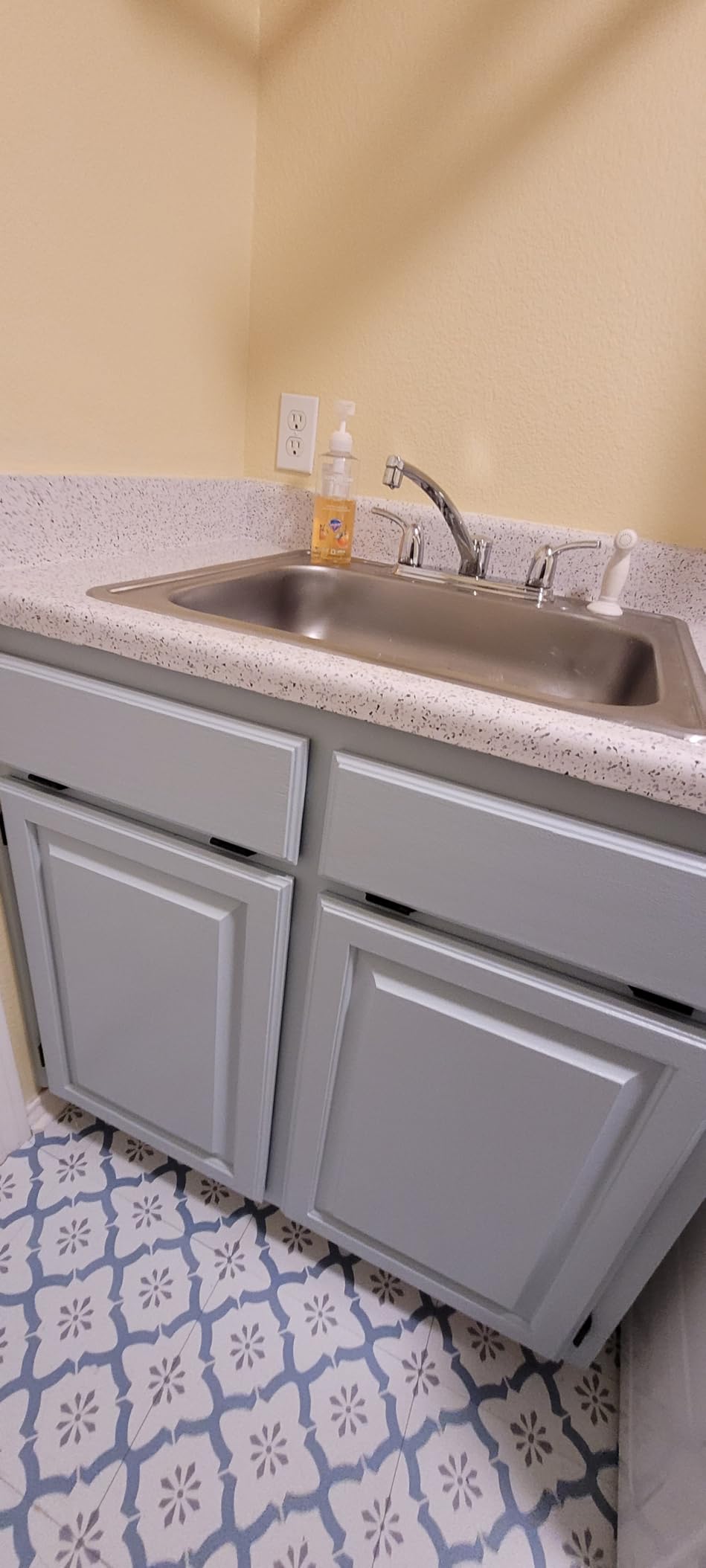 MelunMer White Wallpaper Marble Contact Paper for Countertops 15.7”×118” customer photo 2