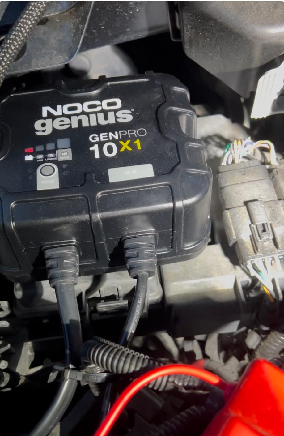 NOCO Genius GENPRO10X1: 1-Bank, 10A Onboard Battery Charger - 10A Per Bank, 12V Waterproof Marine Charger with Overcharge Protection & Temperature Compensation – for Lead-Acid & Lithium Batteries | Charges 1 Battery at Once, IP68 Waterproof, Overcharge Protection, Temperature Compensation, For Lead-Acid & Lithium customer photo 2