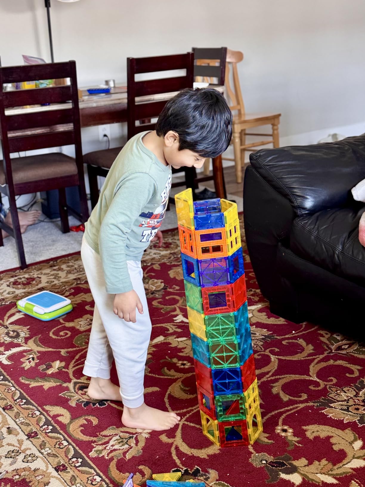 SUNNY AUNTIE Magnetic Tiles STEM Toys Building Set, Ages 3+ - 125 Pieces customer photo 2