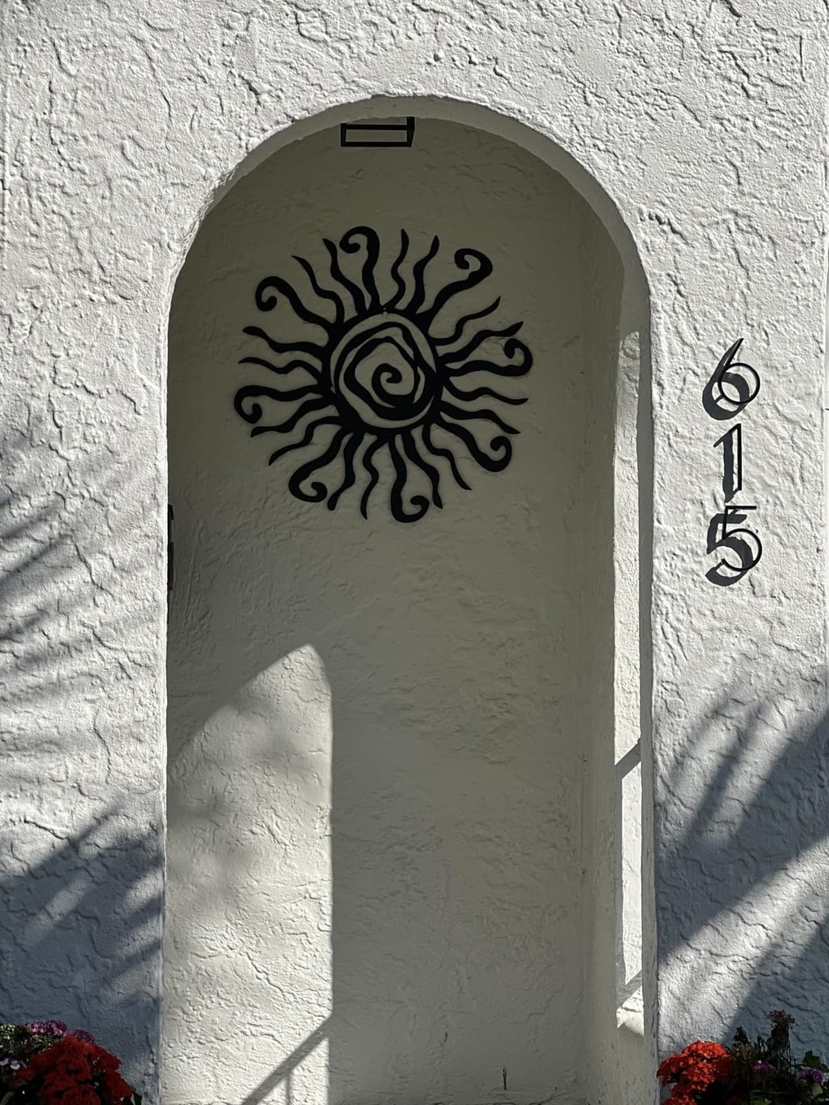 Riverside Designs Wacky Sun Metal Wall Art Indoor/Outdoor Decor - 18