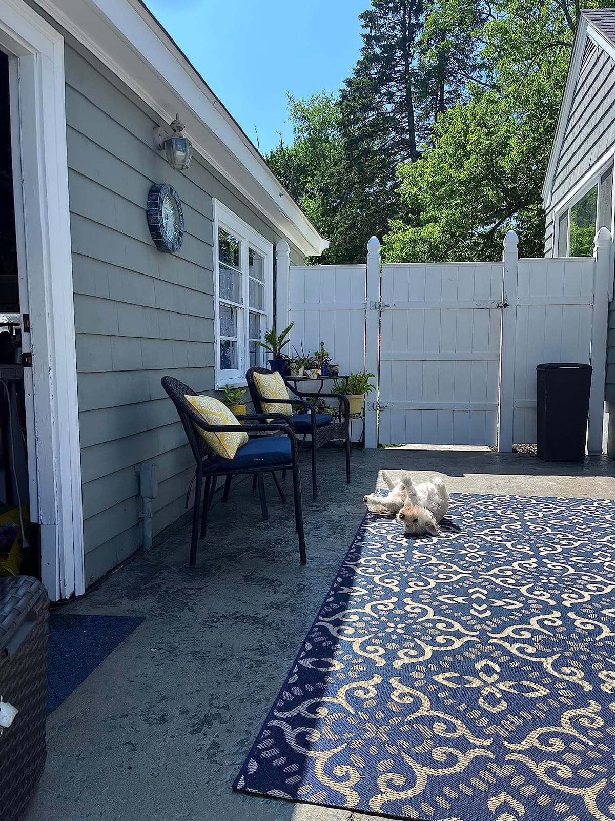 Gertmenian Indoor Outdoor Classic Flatweave Area Rug, Stain & UV Resistant Carpet, Deck, Patio, Poolside & Mudroom, 6x9 Ft Medium, Floral Medallion, Navy Blue, 21769 customer photo 1
