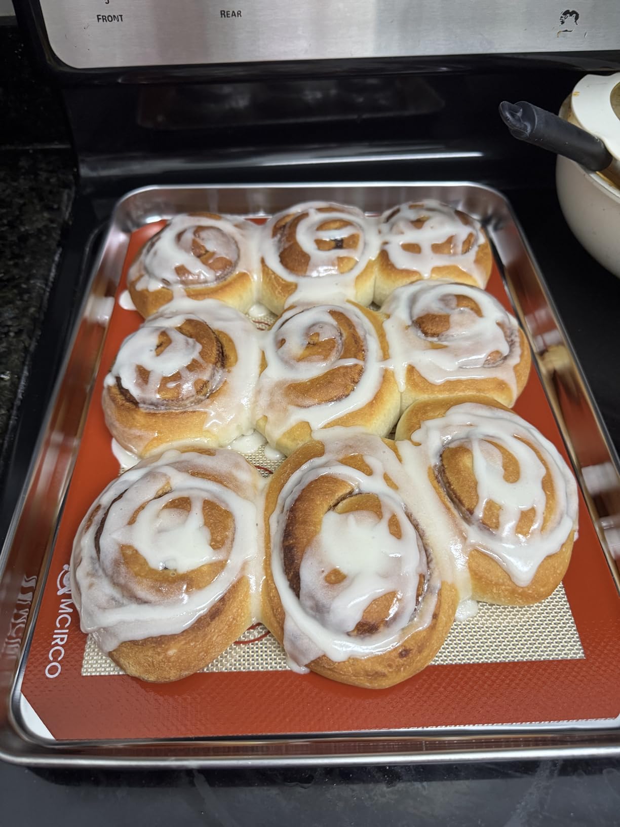 M MCIRCO Baking Sheet with Cooling Rack, Baking Mat Set, Set of 9 customer photo 2