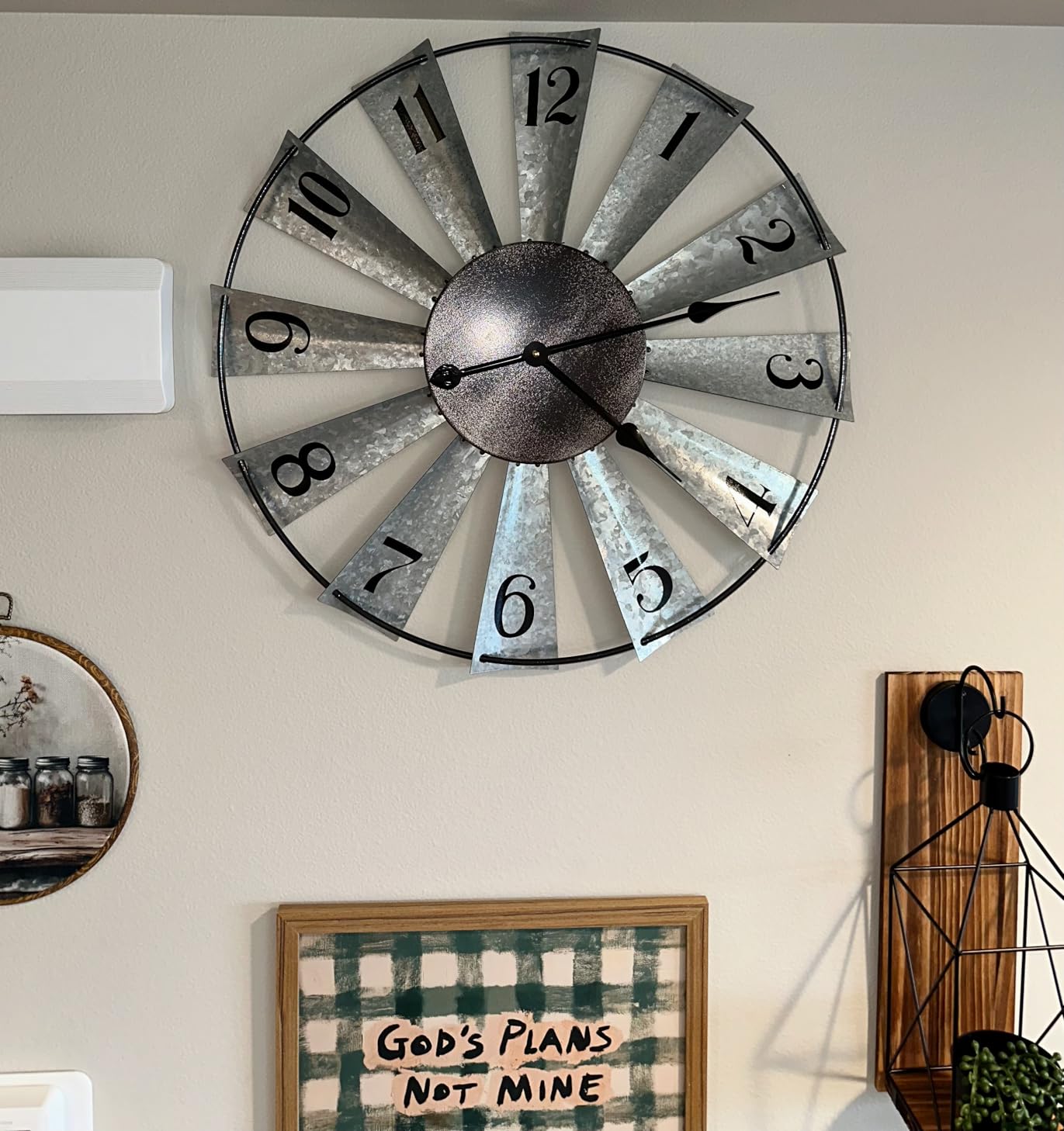 Mrocioa 24inch Windmill Distressed Metal Wall Clocks Rustic Large Decorative Clock Oversized Farmhouse Decor,Non Ticking,Battery Operated customer photo 2