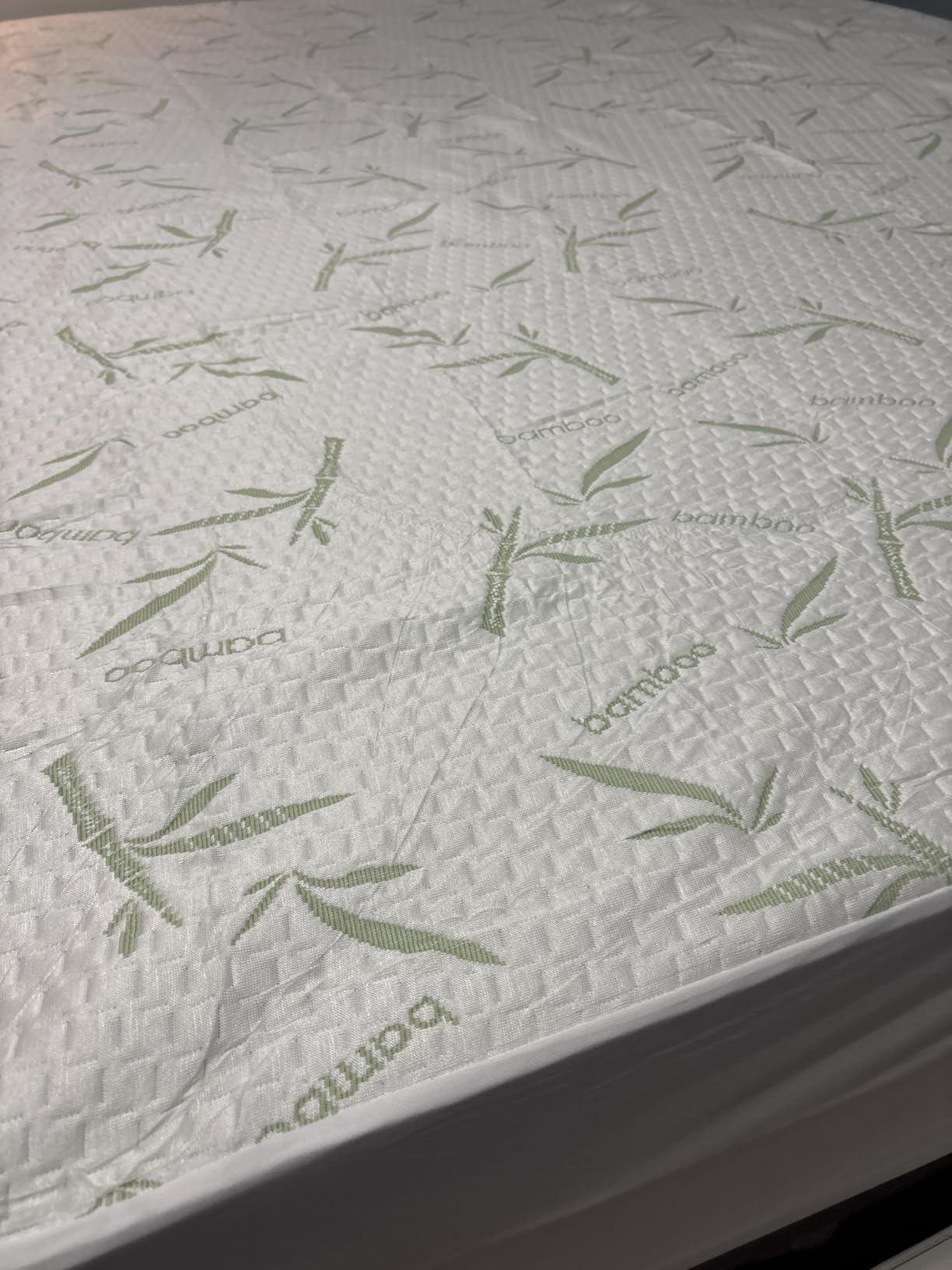 King Waterproof Mattress Protector, Rayon Made from Bamboo Mattress Pad Cover, Soft Breathable Cooling Mattress Pad Cover,Mattress Protector up to 21” Deep Pocket Tightly Fitted Mattress Protection customer photo 2