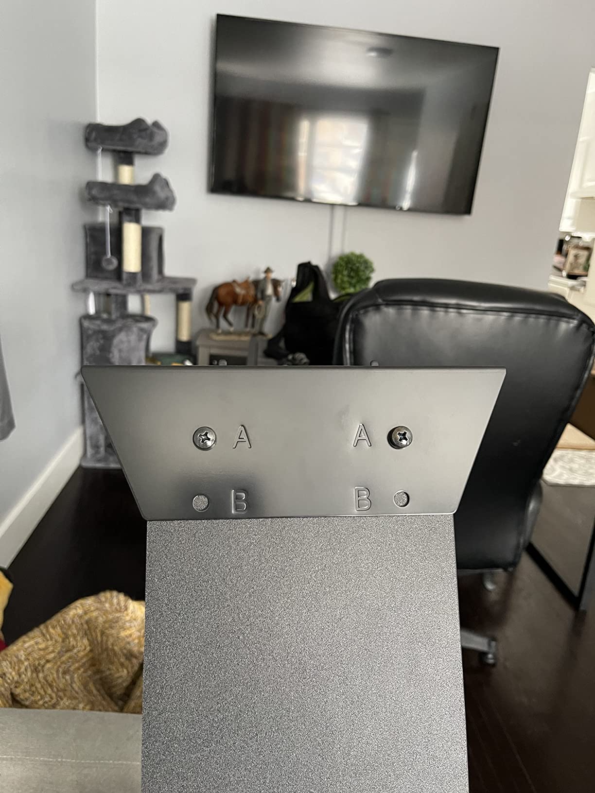 Yamaha L300B Furniture Stand for DGX670B and PS500B Weighted Digital Pianos, Black customer photo 1