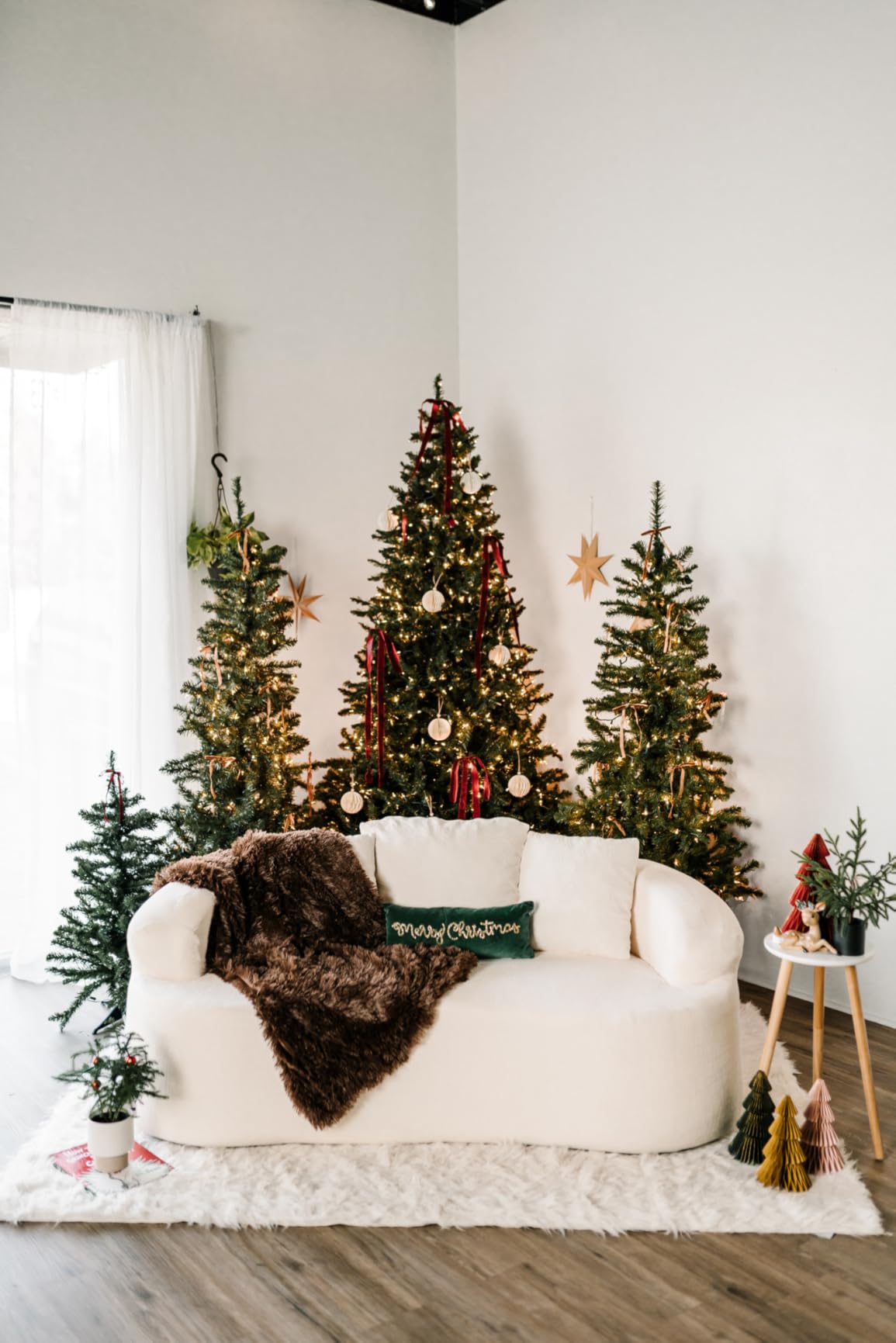 YUSOKI Long Faux Fur Throw Blanket, Black,50