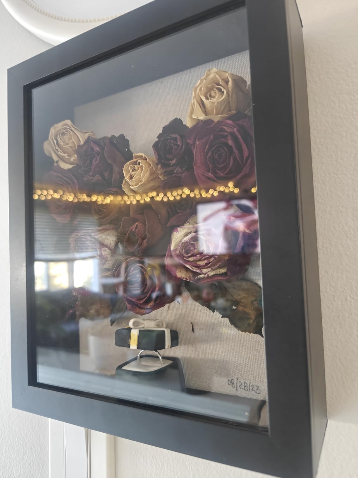 Muzilife 11x14 Shadow Box Wood Picture Frame, 2.16 Deep, Real Glass, Black customer photo 2