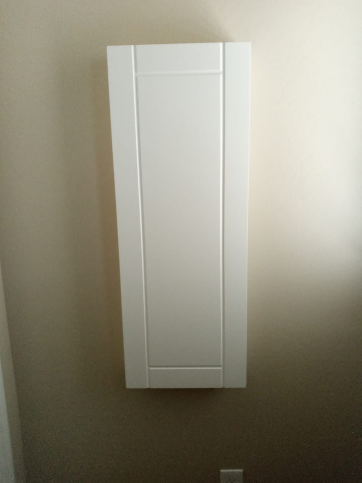 Ivation Wall-Mounted Ironing Board Cabinet, Foldable Ironing Storage Station for Home, Apartment , Easy-Release Lever, Garment Hooks, White customer photo 1