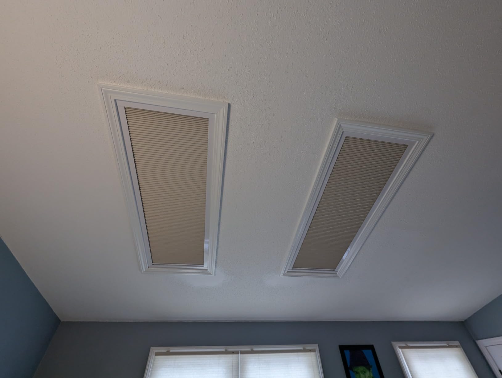 Tipiace Custom Blackout Skylight Window Cellular Shades (White 93021A) customer photo 1