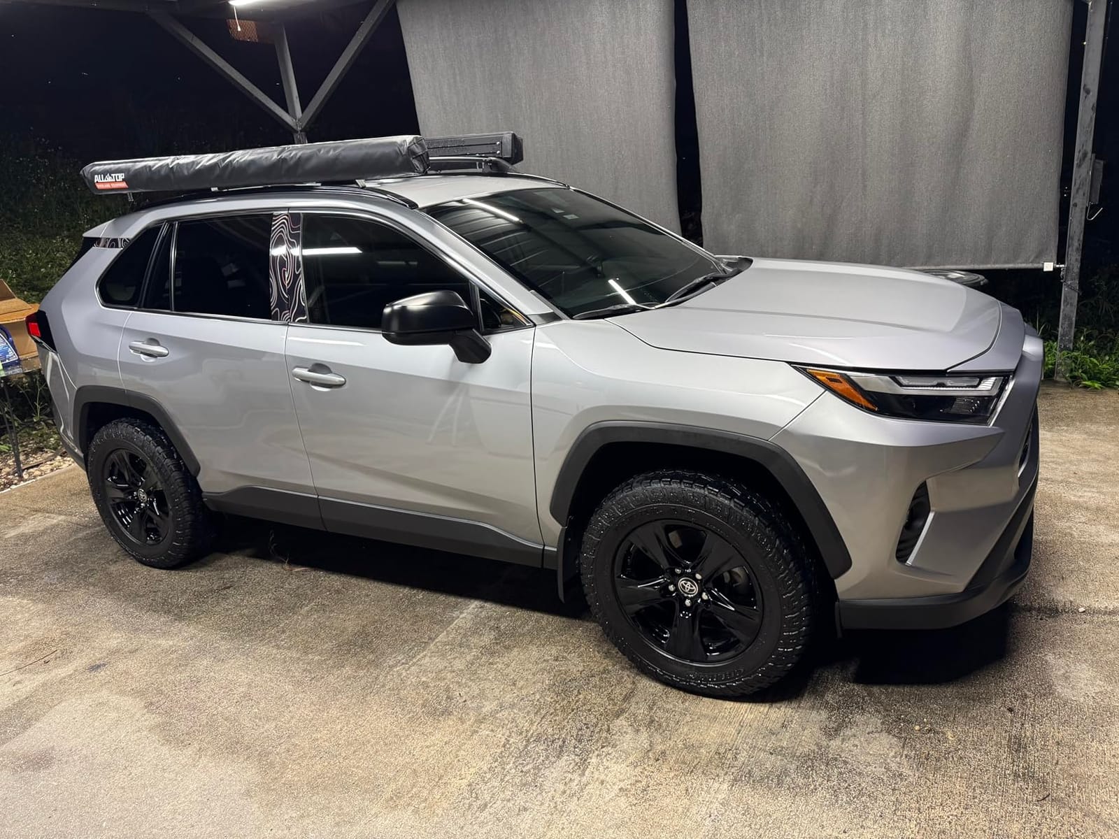 ALL-TOP Vehicle Awning 6.6'x8.2' Roof Rack Pull-Out Sun Shade UV50+, Weatherproof 4x4 Side Awning for Camping & Overland (Hardware Included) customer photo 1