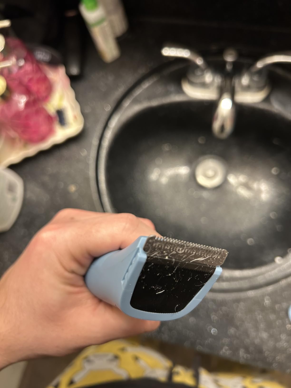 VIKICON Manscape Trimmer for Men, No Nicks Electric Body/Ball/Pubic Shaver customer photo 2