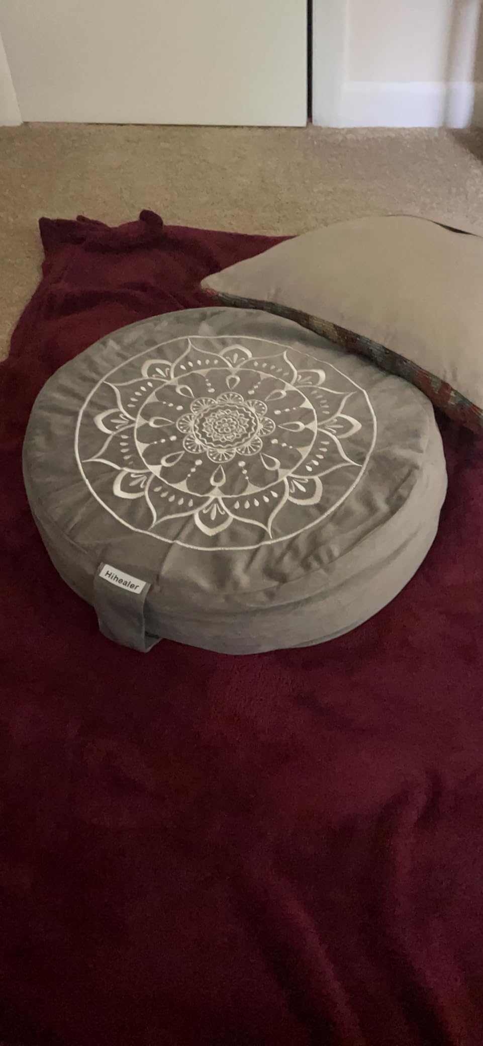 Hihealer Meditation Cushion, Traditional Tibetan Velvet Meditation Pillow customer photo 2
