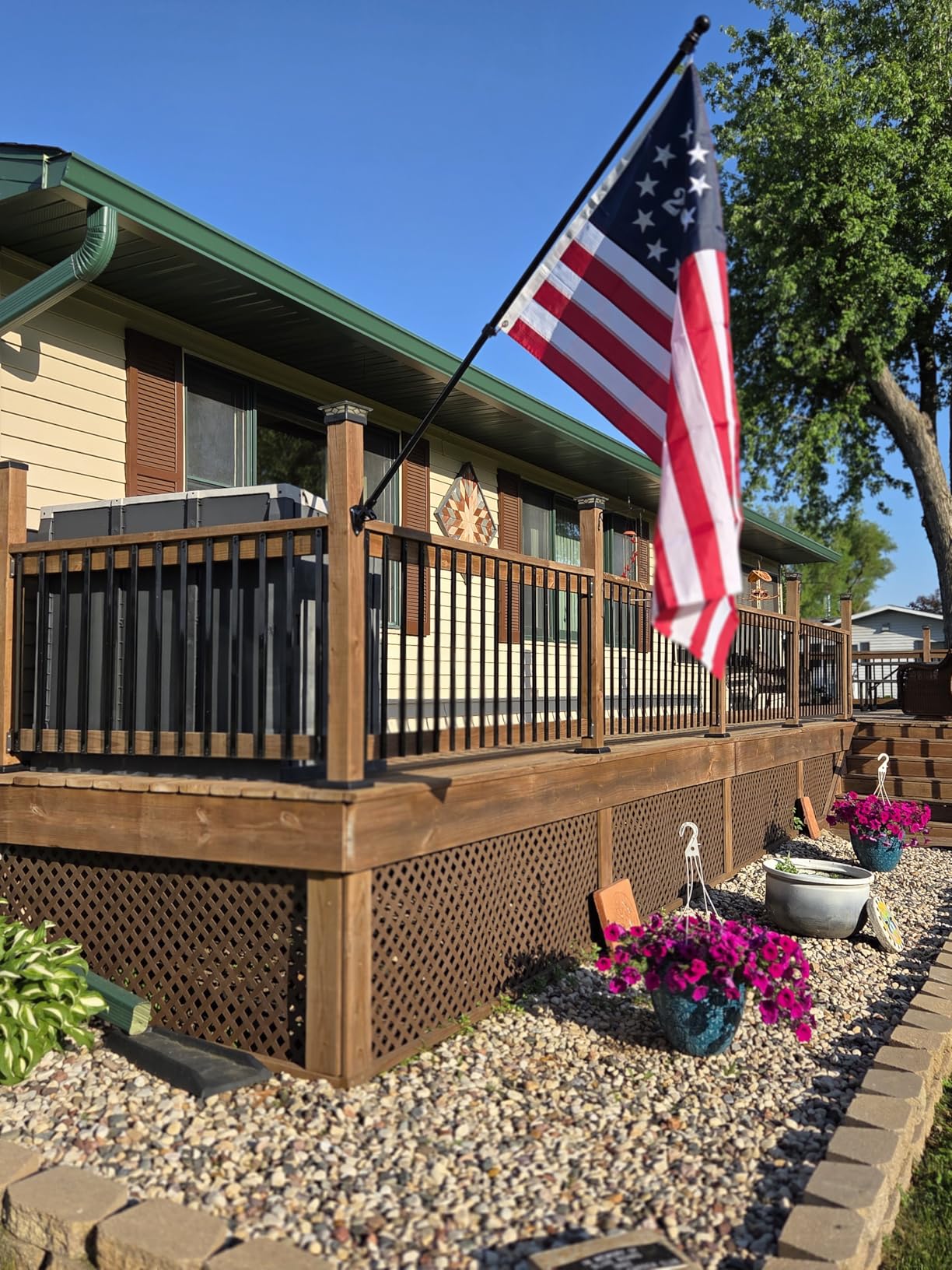 ZMTECH Flag Pole - Upgraded Bracket, 6 FT Stainless Steel Flag Poles for Outside House, Residential or Commerical, Tangle Free Flag Pole Kit for American Flag (Without Flag, Black) customer photo 1