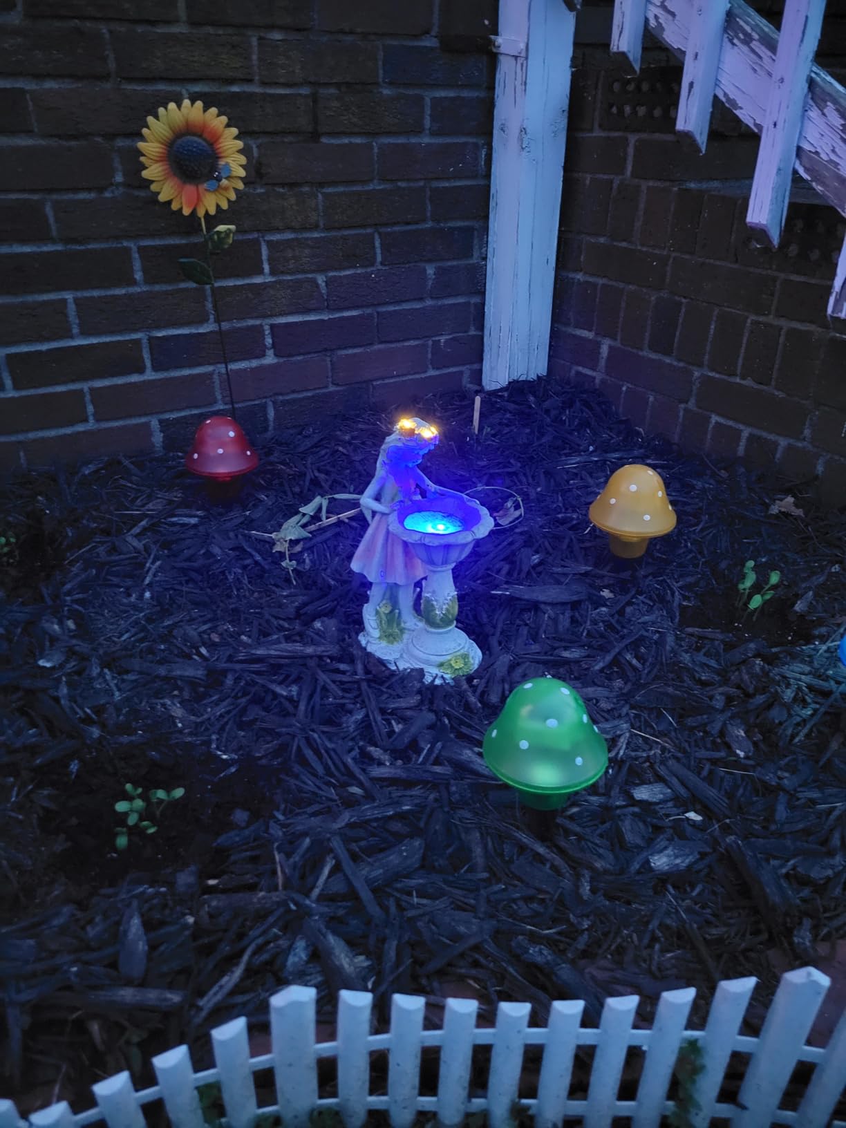 Voveexy Fairy Garden Statue Solar Garden Angel Statue Outdoor Figurine customer photo 1