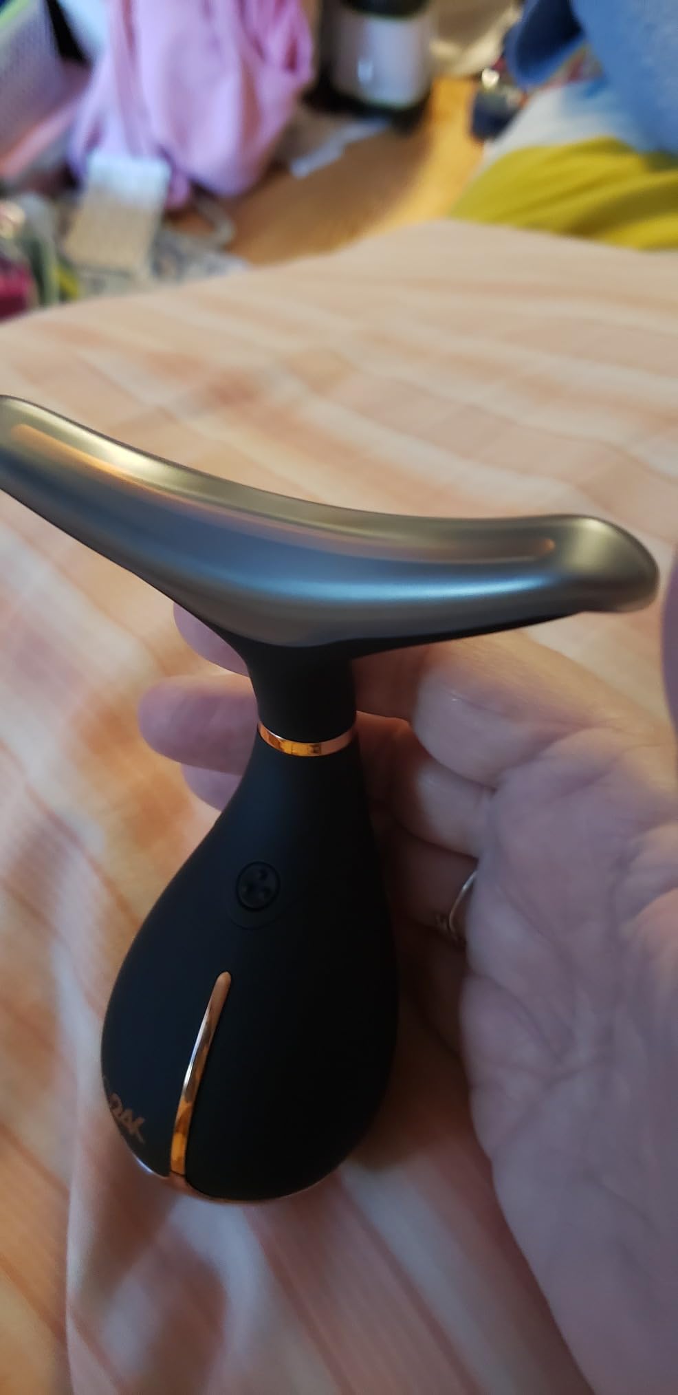 GLO24K LED Face Massager and Neck Wand - Beauty Skin Care Tool customer photo 1