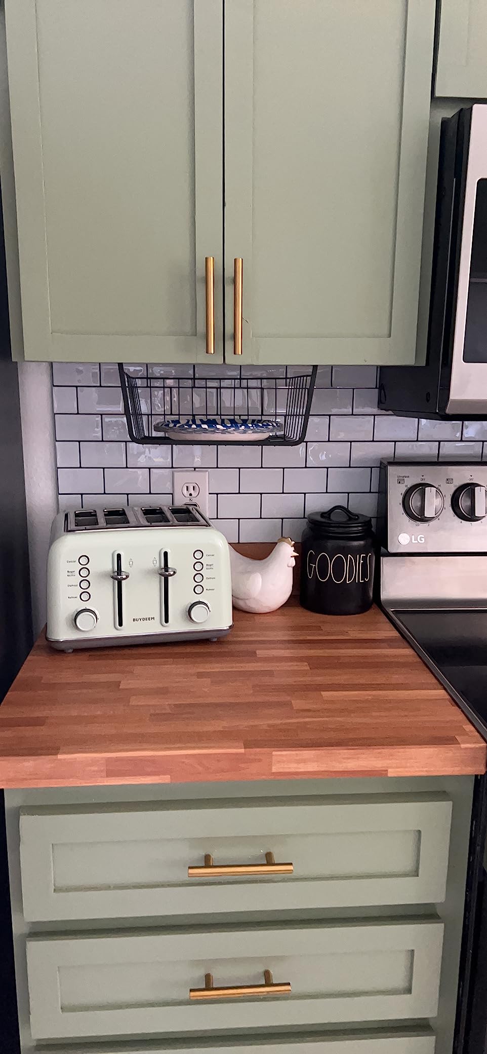 2Pcs Under Shelf Basket Metal Wire Under Cabinet Basket for Kitchen Pantry customer photo 1