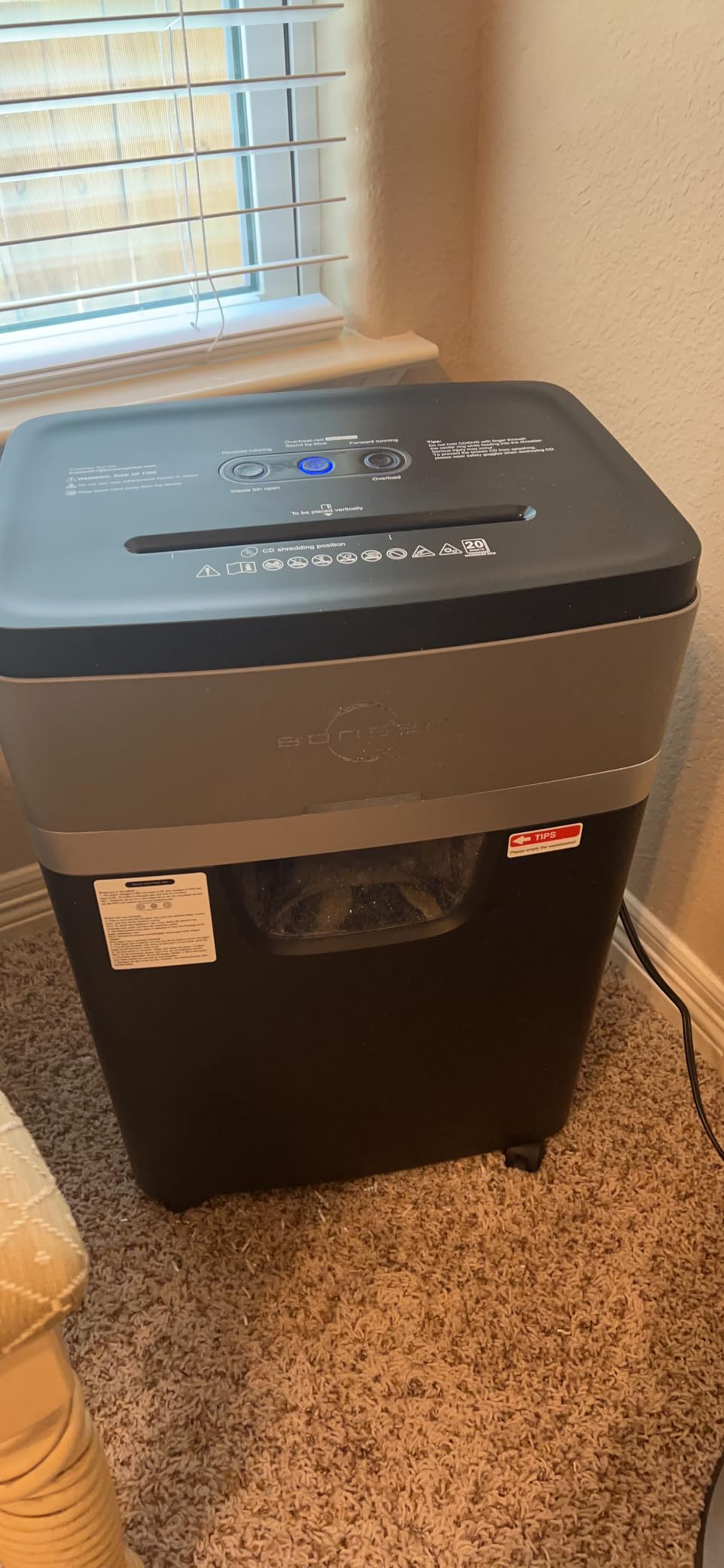 BONSEN 20-Sheet Cross-Cut P-4 High Security Heavy Duty Paper Shredder customer photo 1