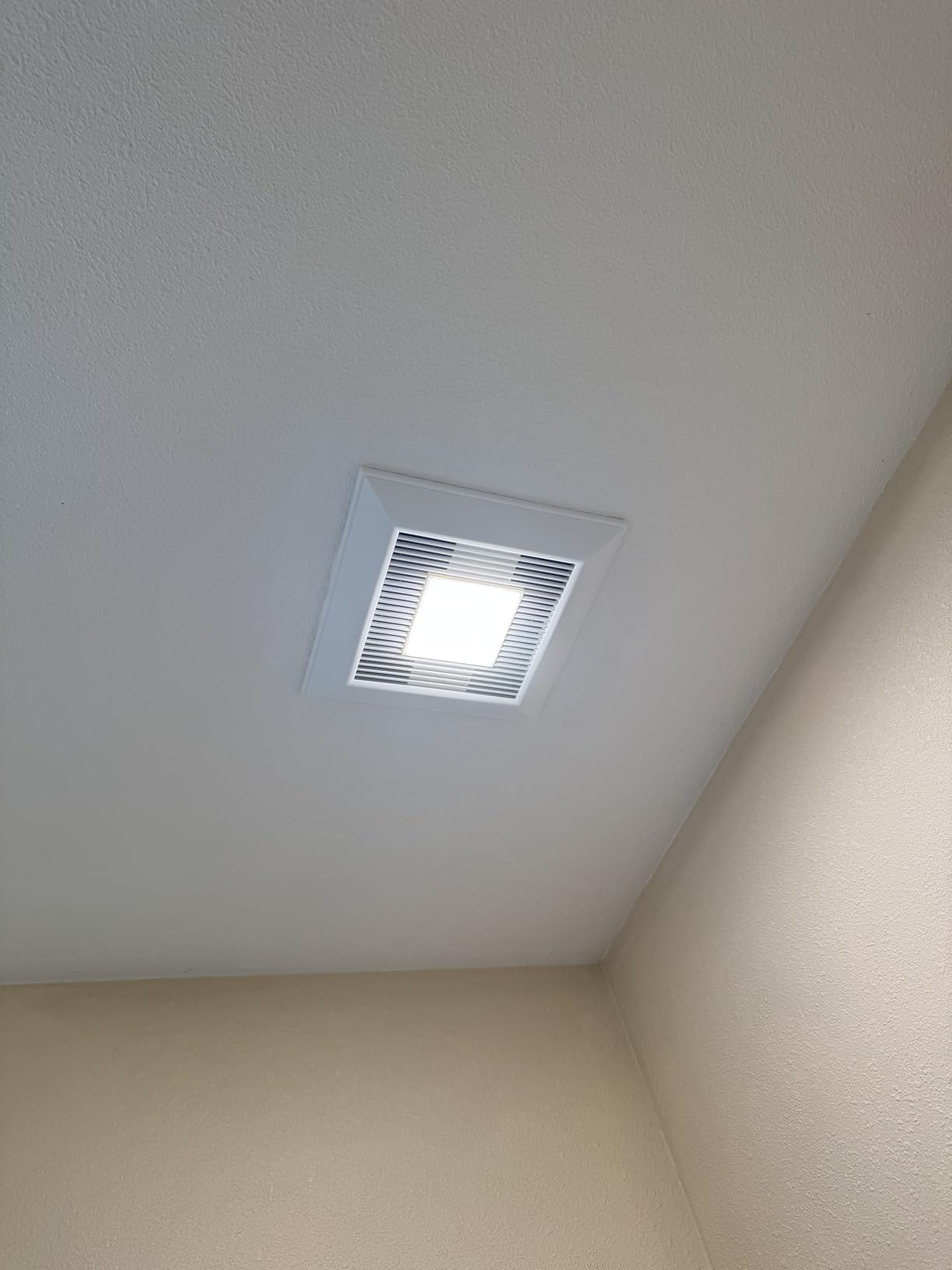 Panasonic WhisperFit Ceiling Mount Bathroom Exhaust Fan with Dimmable LED Light, 50-80-110 CFM, FV-0511VFL1 customer photo 2
