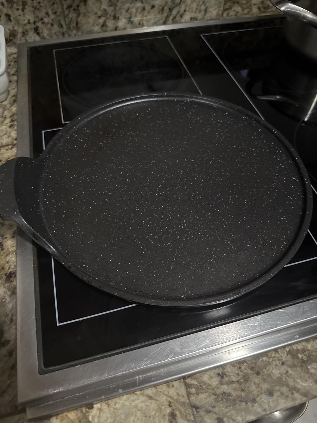 ESLITE LIFE 9.5 Inch Crepe Pan with Spreader, Nonstick Granite Coating Dosa Pan, Roti Tawa Comal Para Tortillas Pancake Griddle Pan, Induction Compatible, PTFE & PFOA Free, Black customer photo 2