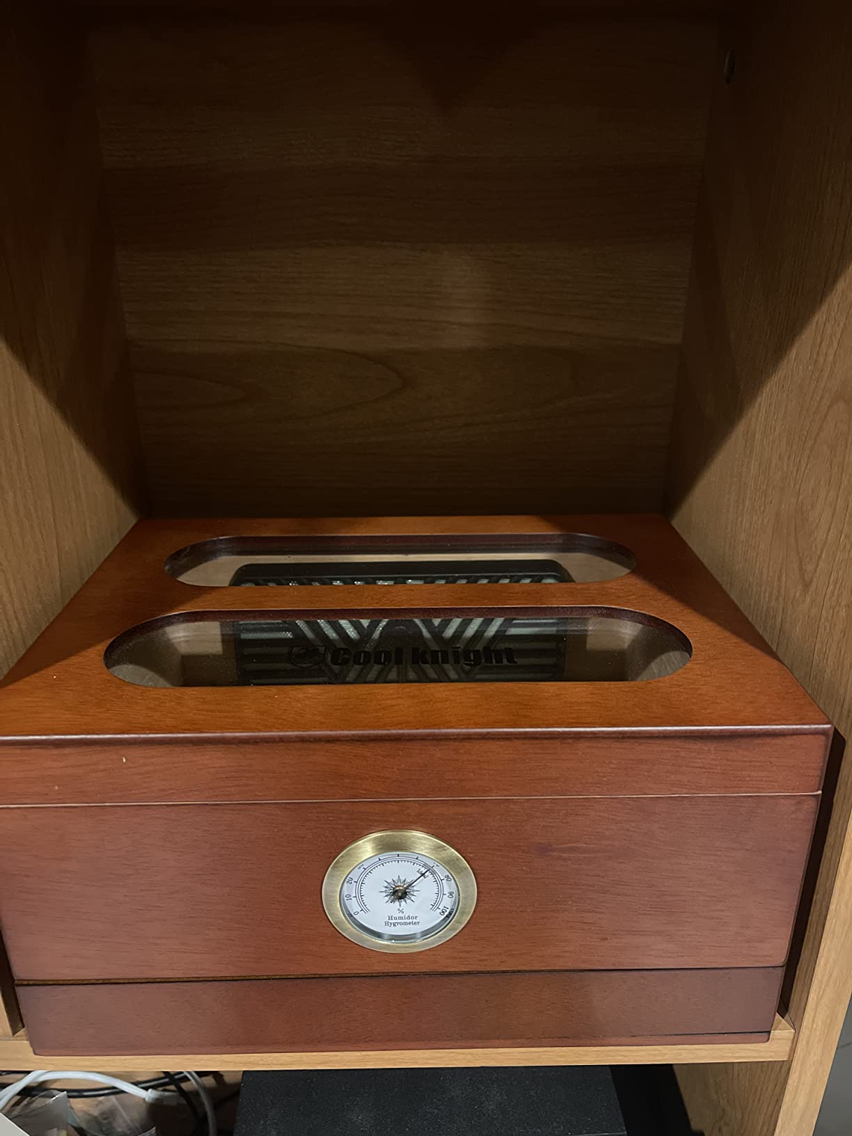COOL KNIGHT Cigar Humidor with Front Hygrometer, Humidifier and Accessory Drawers-Tempered Glass Top Cigar Humidor Box - Spanish Cedar Humidor-Desktop Humidor that can Hold 20-35 Cigars. customer photo 2