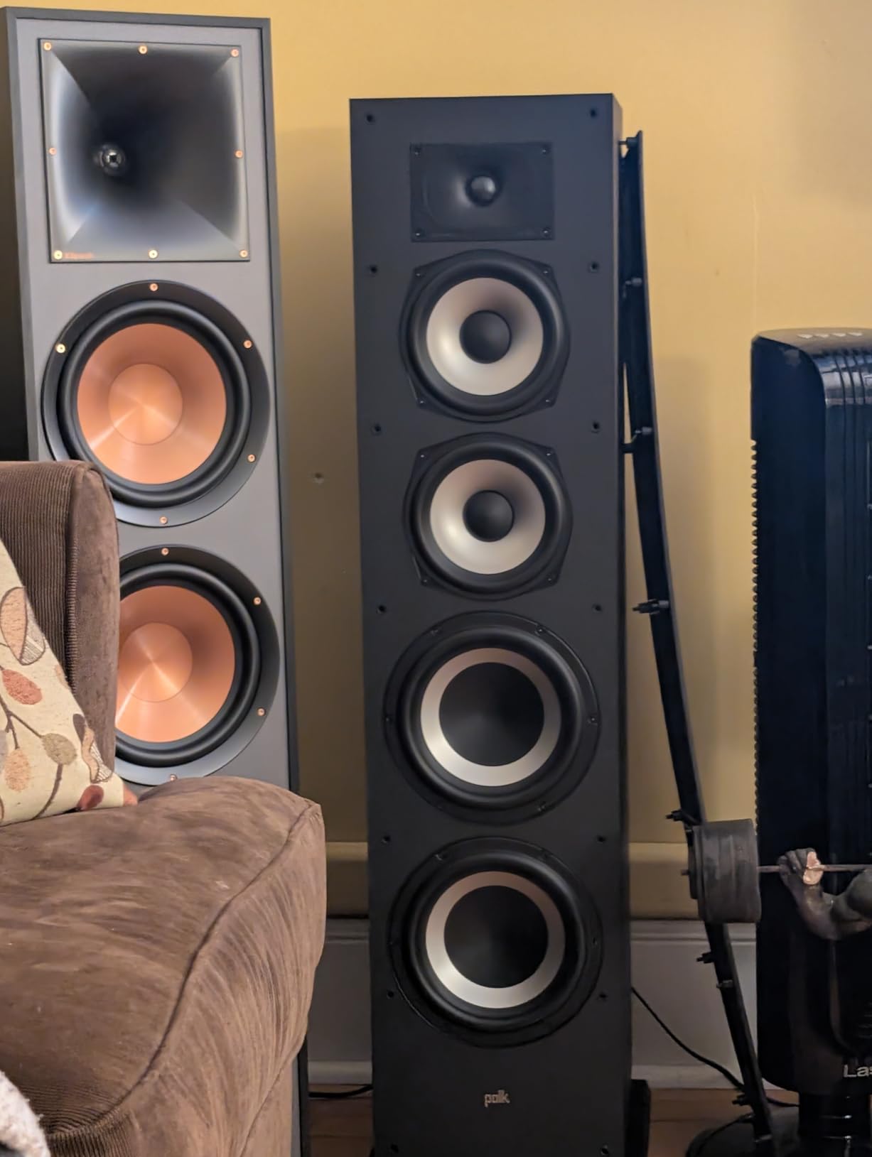 Polk Audio Monitor XT70 Large Home Tower Speaker (Single, Midnight Black) customer photo 1