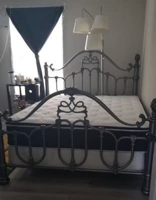 Coolvie Queen Mattress 12 Inch, Medium Firm Feel with Motion Isolation customer photo 2