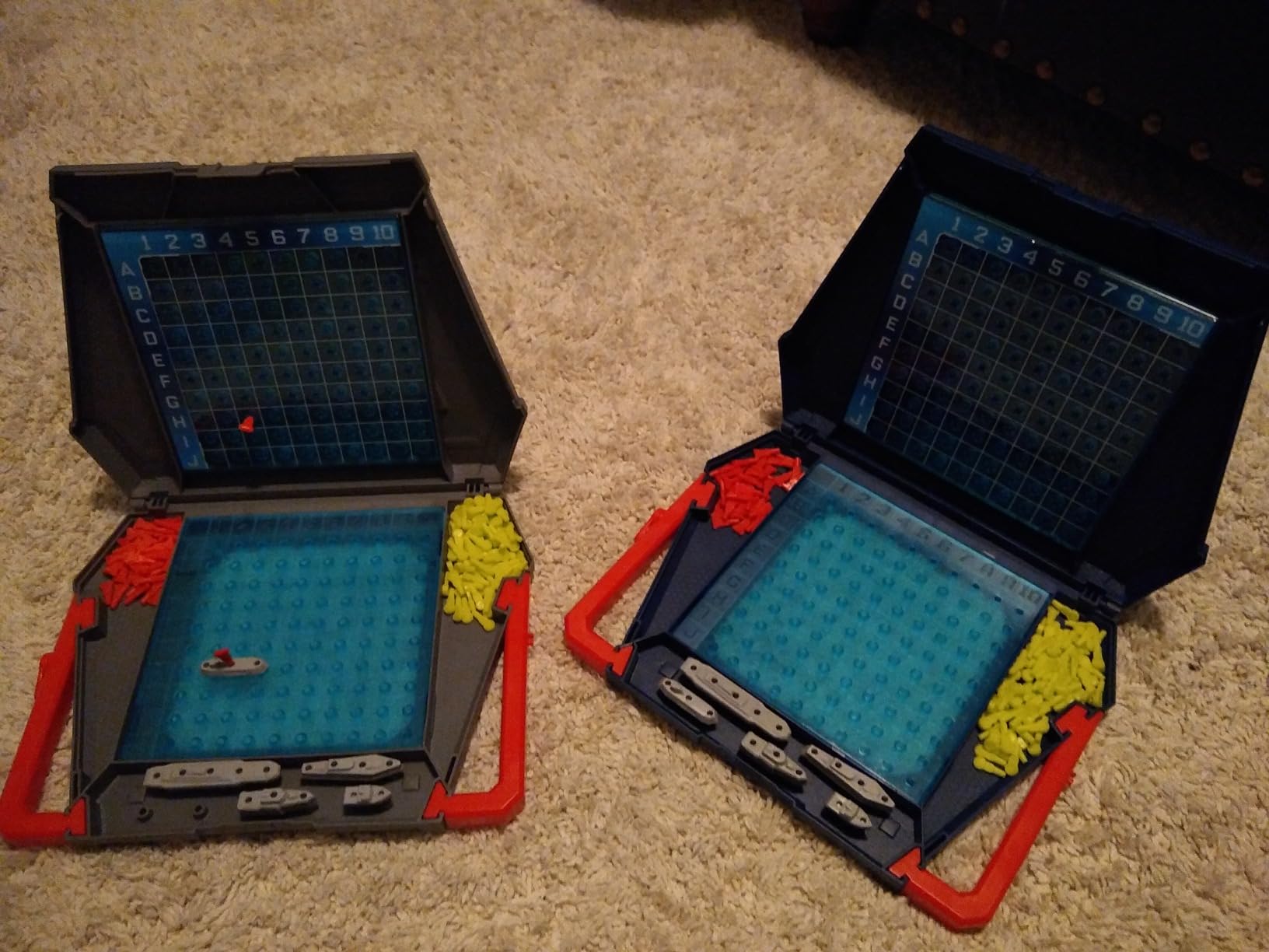 Hasbro Gaming Battleship Classic Board Game | Strategy Games for Kids and Adults | Ages 7+ | 2 Players | Fun Kids Games | Family Games customer photo 1