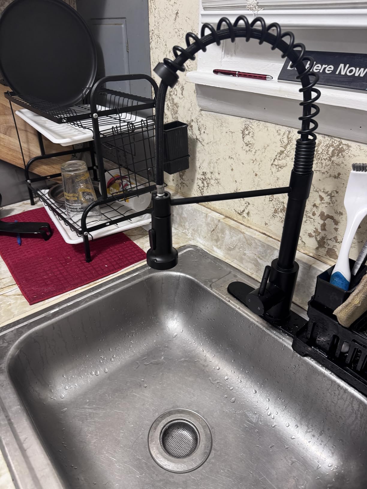 VOTON Black Kitchen Faucet with Pull Down Sprayer Pull Out Kitchen Sink Faucet Stainless Steel Commercial Spring Farmhouse faucets for Kichen Sink Camper Laundry Utility Rv Bar Sink Faucet customer photo 2